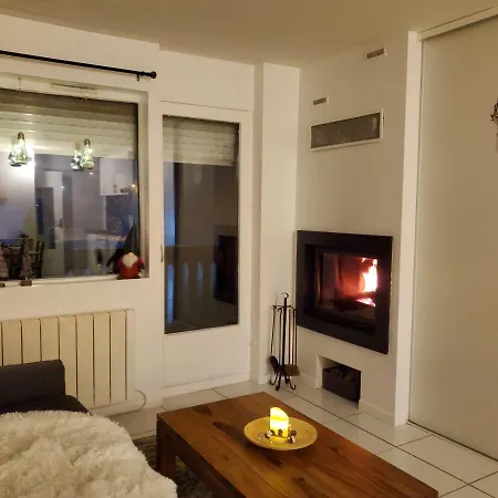 Avec Petit Balcon Et Cheminee - Grand Massif Apartment *